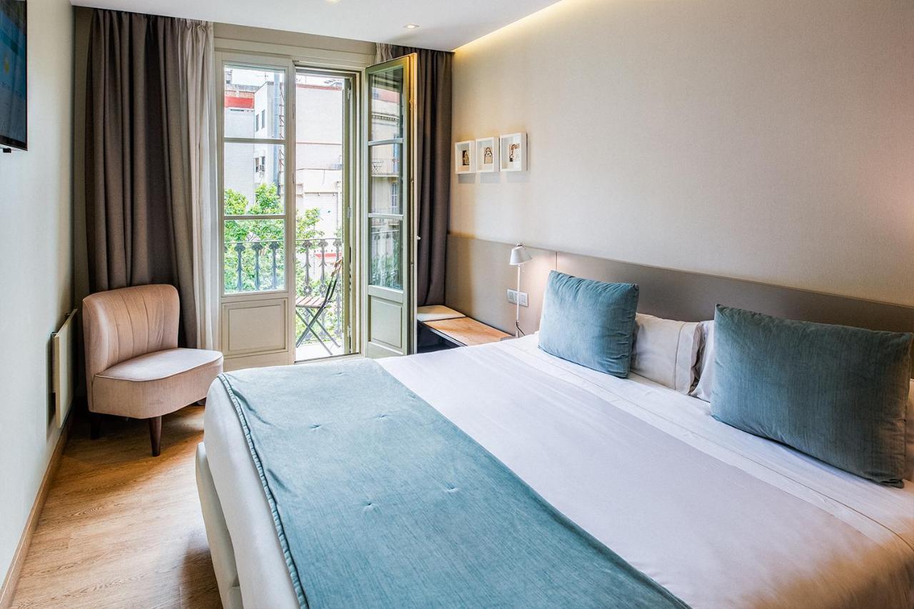 Hotell Well And Barcelona